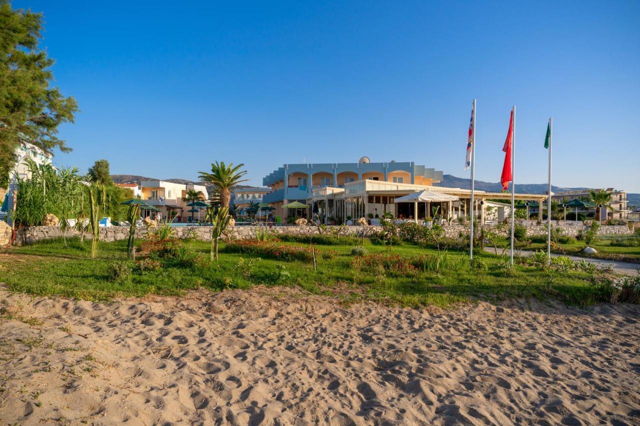Hotel Kathrin Beach Adelianos Kampos Extérieur photo