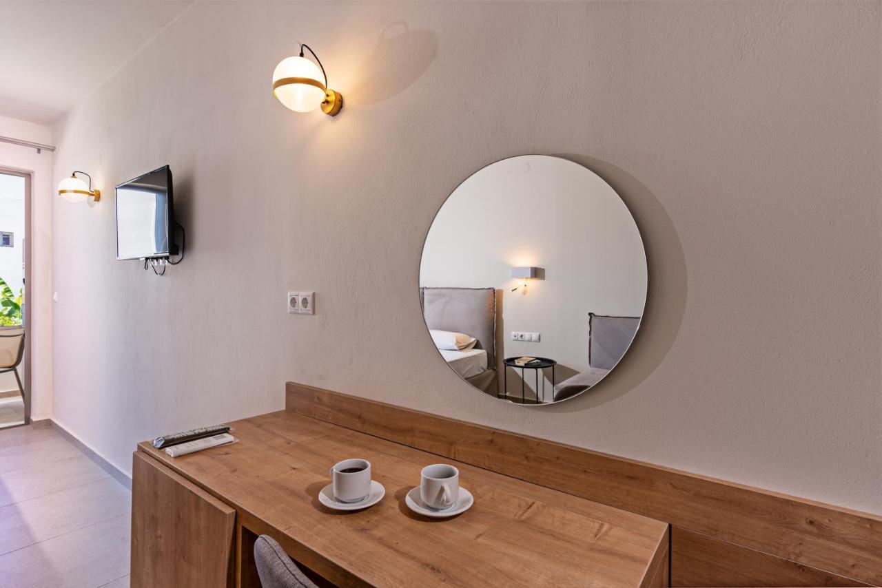 Hotel Kathrin Beach Adelianos Kampos Extérieur photo
