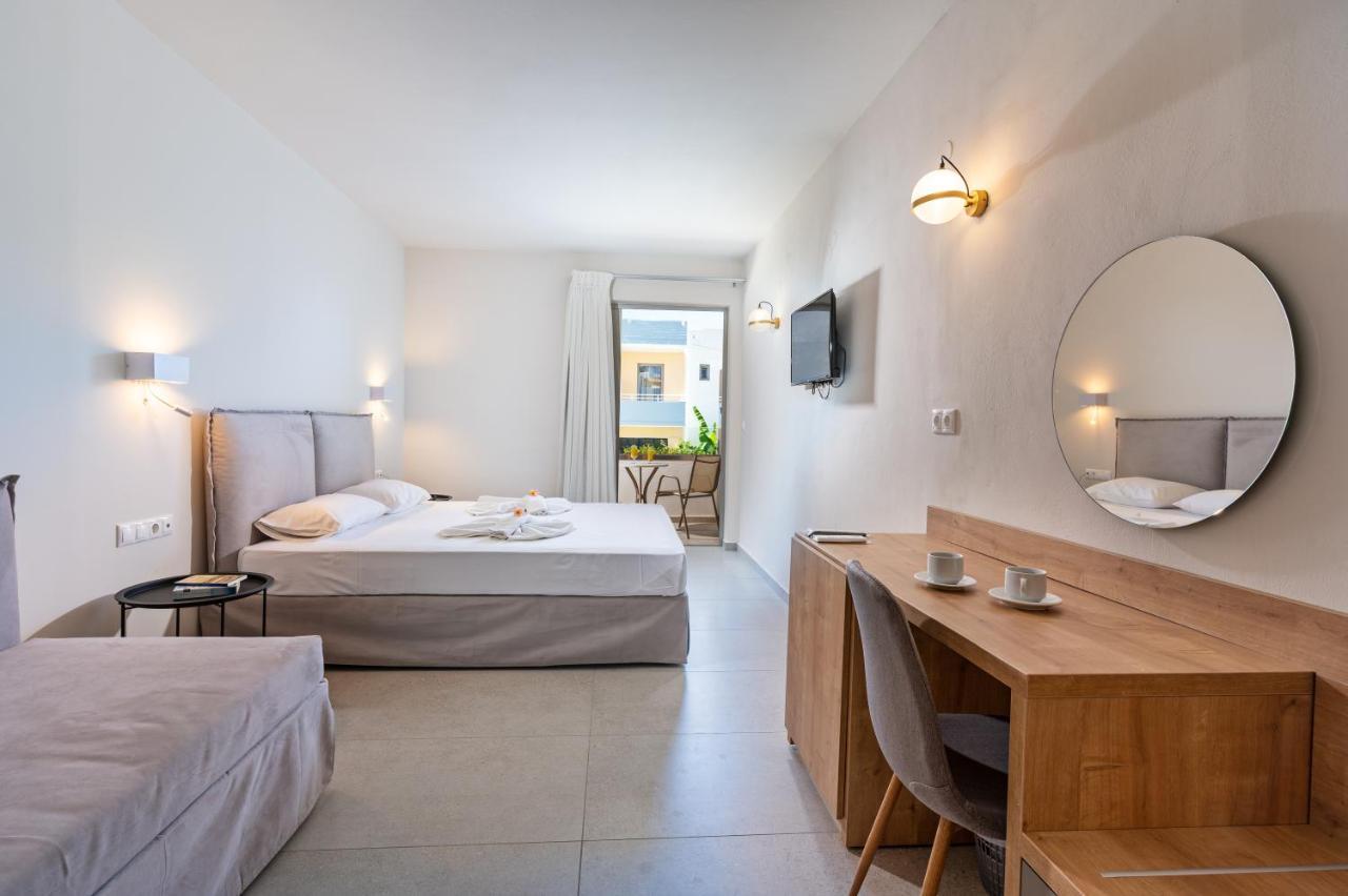 Hotel Kathrin Beach Adelianos Kampos Extérieur photo