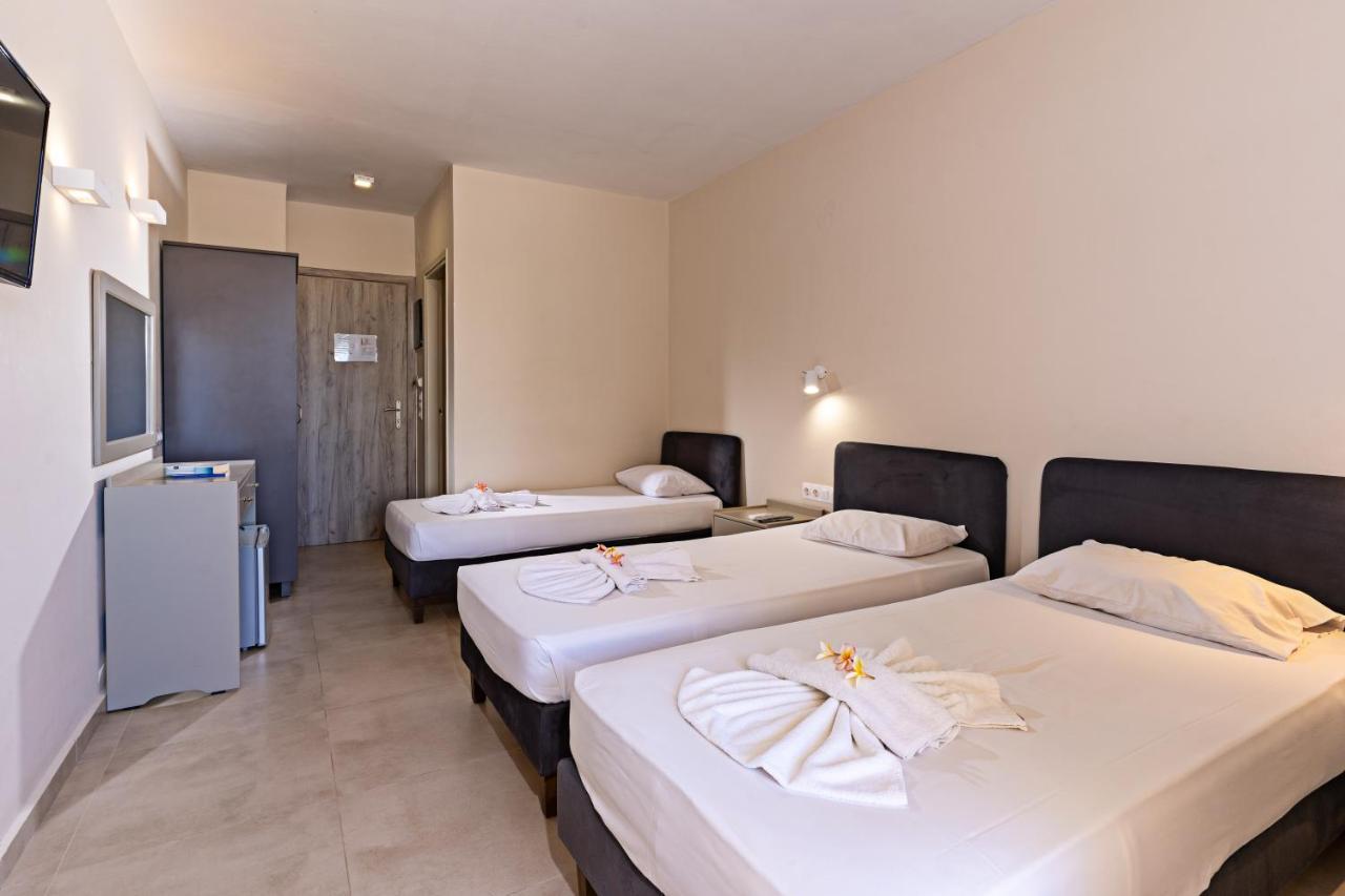 Hotel Kathrin Beach Adelianos Kampos Extérieur photo