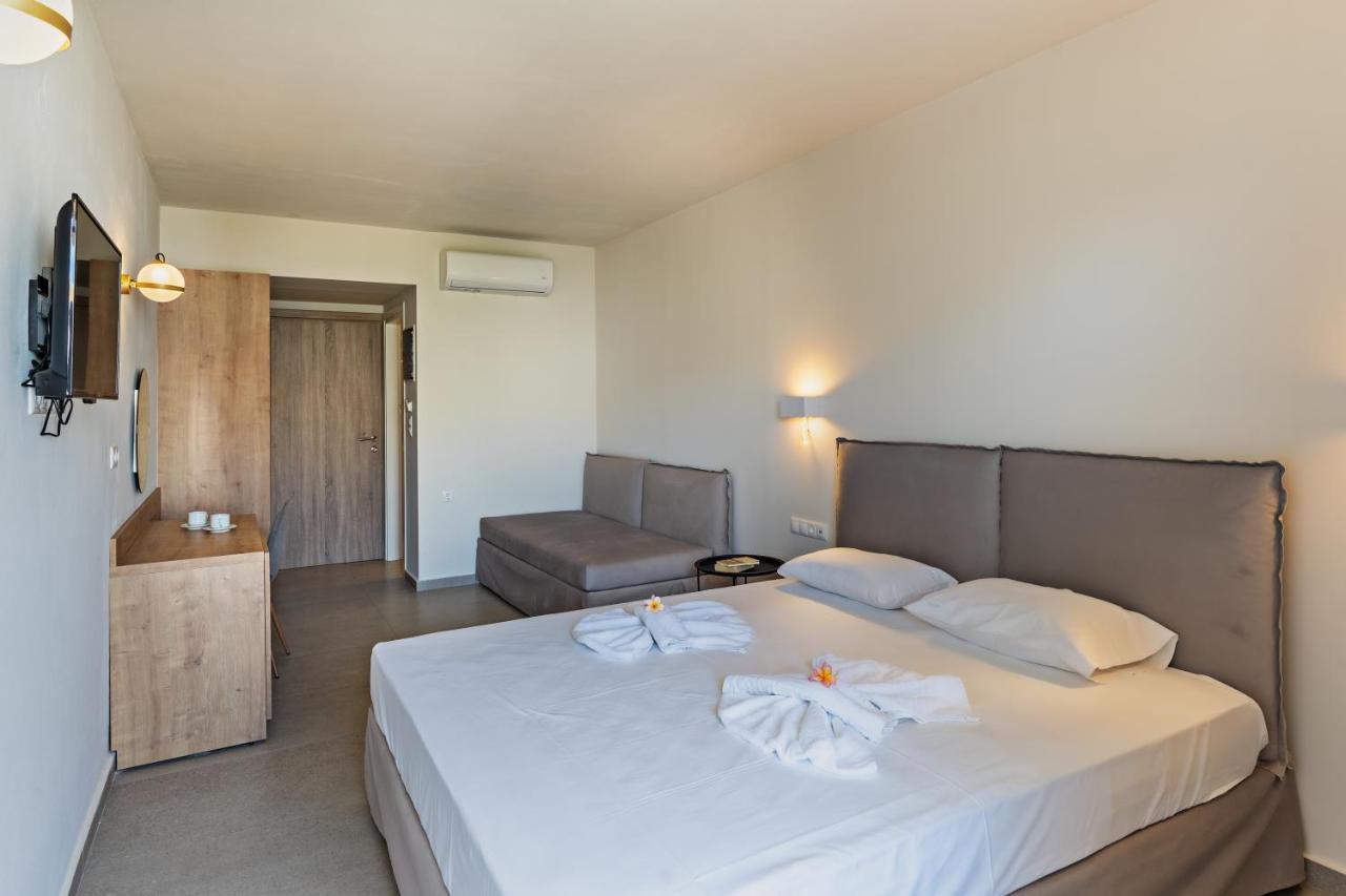 Hotel Kathrin Beach Adelianos Kampos Extérieur photo